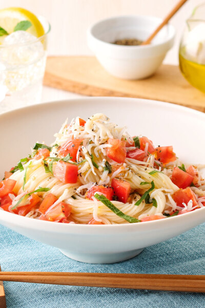 しらすとトマトのうまだし素麺