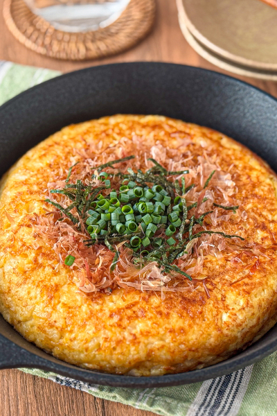 全部まぜて焼くだけ!ふわとろ山芋鉄板