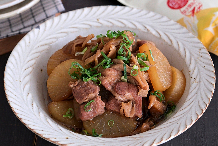 舞茸効果でお肉やわらか！豚肉と大根のうまだし煮物