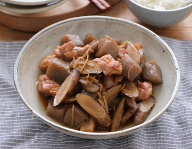 鶏とごぼうのしょうが煮